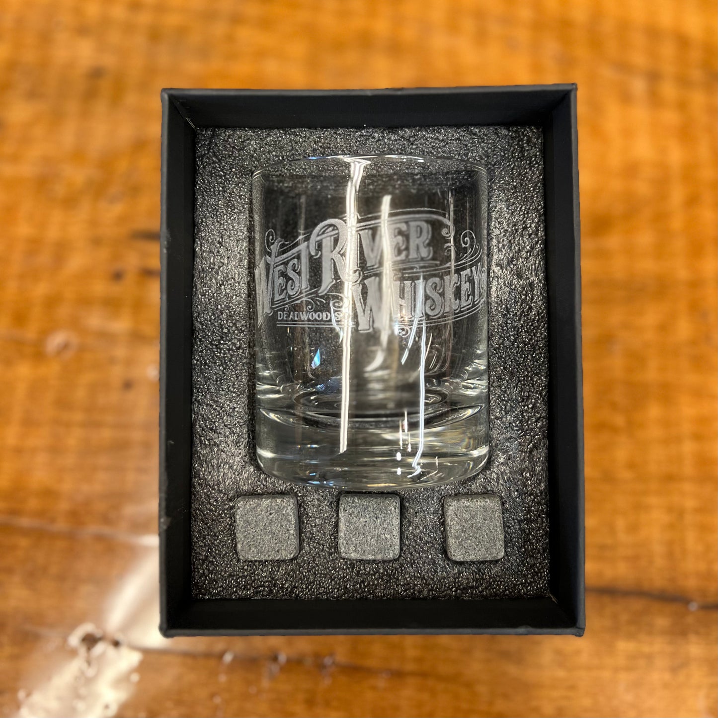 West River Rocks Glass Set