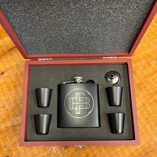 BlackFork Farms Flask Set
